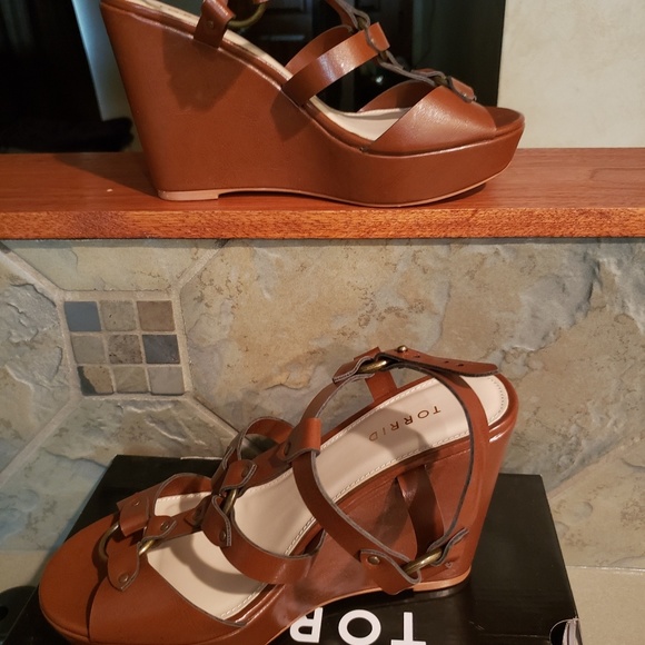 Torrid O-Ring Wedges - Picture 6 of 8